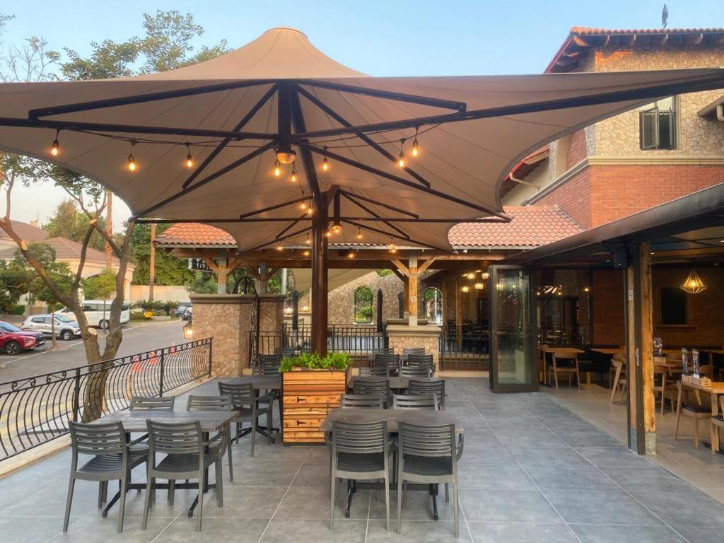 Garden Court Morningside Sandton جوهانسبورغ المظهر الخارجي الصورة